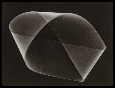 Möbius – dva povrchy, fotogram, 25 x 19 cm